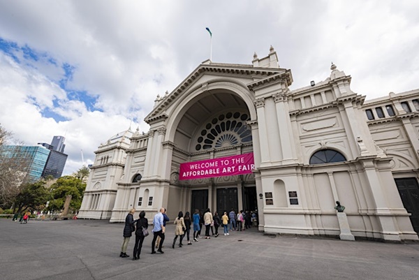 click to enlarge- double click to reduce 62 galleries at Affordable Art Fair 2024 Melbourne AUSTRALIA - 29 August > 1 September, 2024 @affordableartfairau