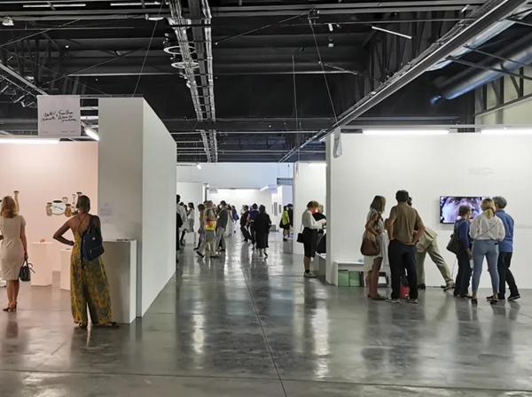 click to enlarge- double click to reduce 39 galleries at ART-O-RAMA 2024 Marseille, FRANCE - August 30 > September 1, 2024 @artorama_marseille