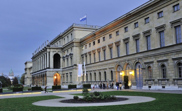HIGHLIGHTS Internationale Kunstmesse 2025, München GERMANY - 16 > 19 October, 2025 @highlights_fair