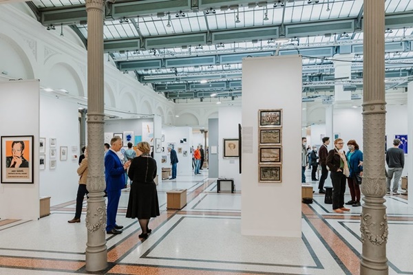 click to enlarge- double click to reduce 60 galleries at paper positions Berlin 2024 - 25 > 28 April 2024 @positionsberlin