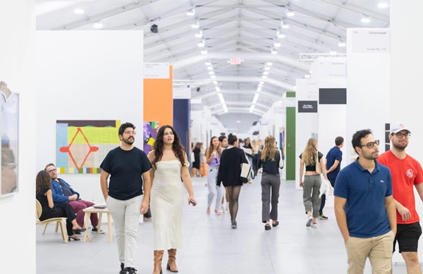 click to enlarge- double click to reduce 175 galleries at UNTITLED ART Miami Beach 2024 - December 4 > 8 2024 @UNTITLEDFAIRS